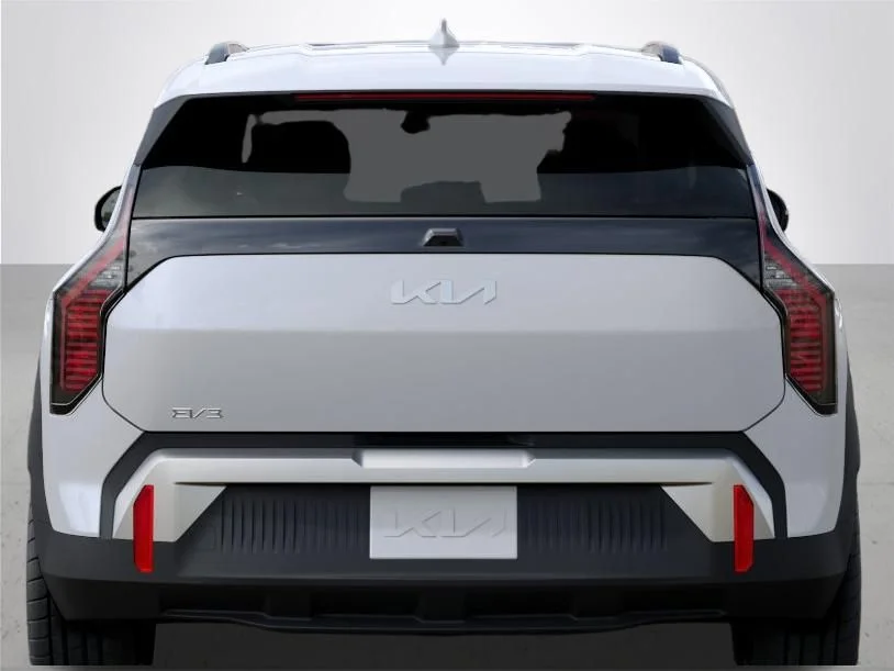 New 2027 White Kia Wind image 13
