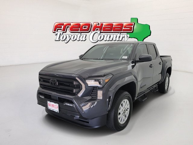 2025 Toyota Tacoma 4WD SR5
