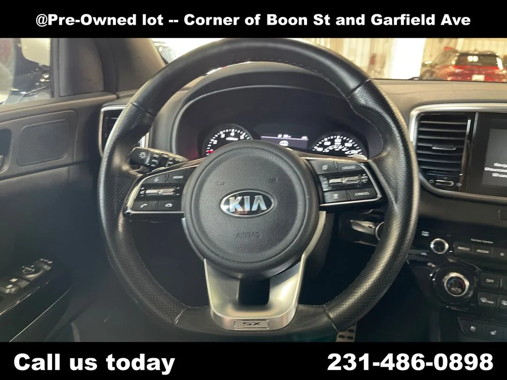 Used 2020 White Kia SX image 20