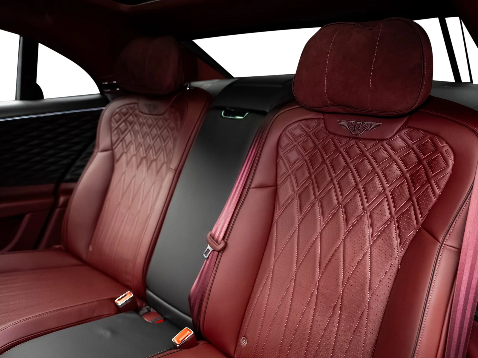Used 2022 Silver Bentley W12 image 39
