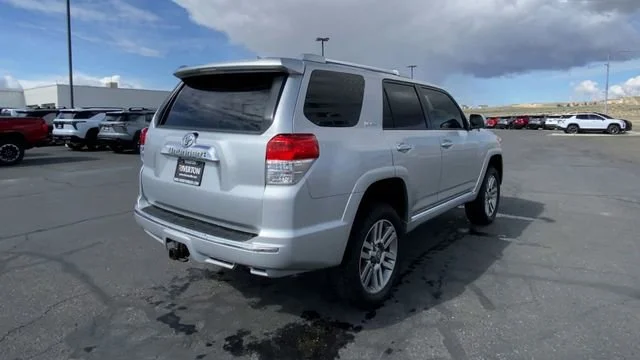 Used 2013 Silver Toyota SR5 image 8