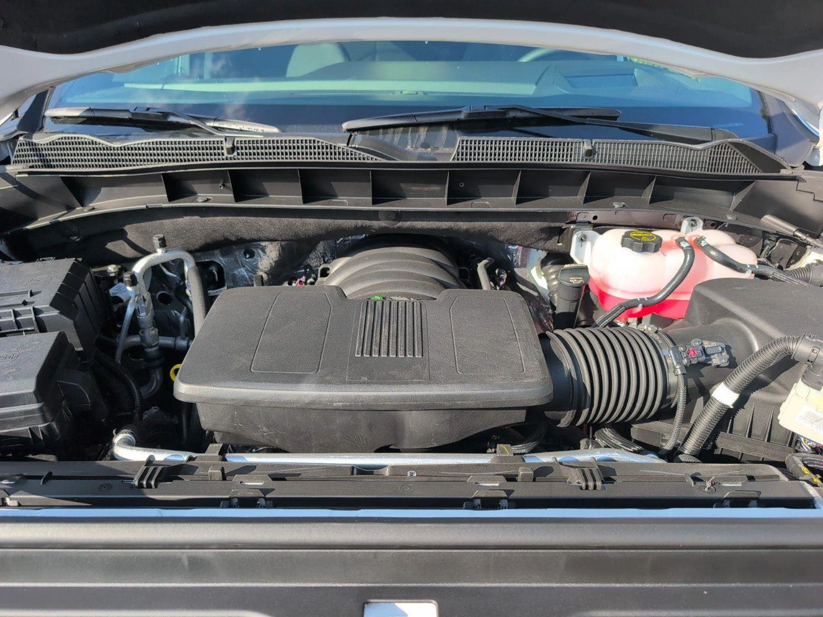 New 2026 Summit White GMC AT4 image 11