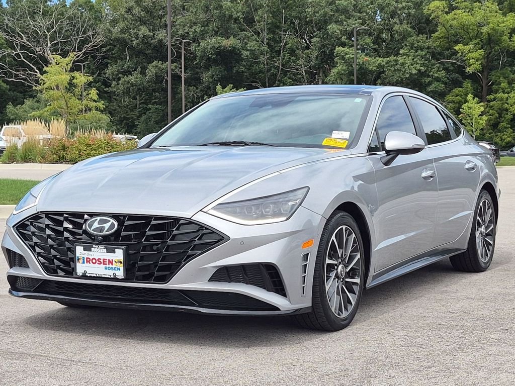 Used 2023 Silver Hyundai Limited image 3