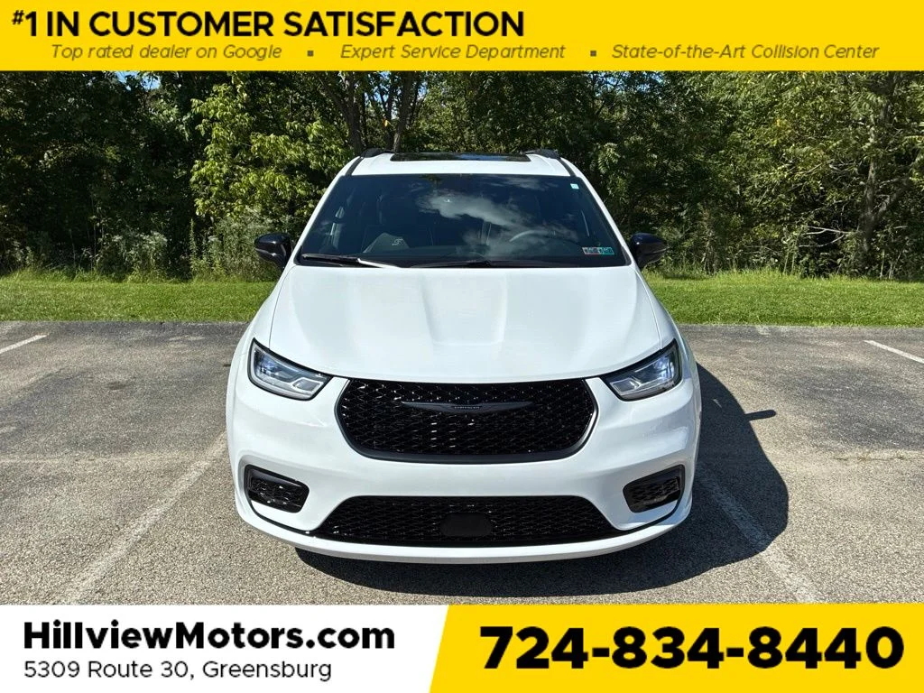 Certified Used 2026 Bright White Clearcoat Chrysler Limited image 10