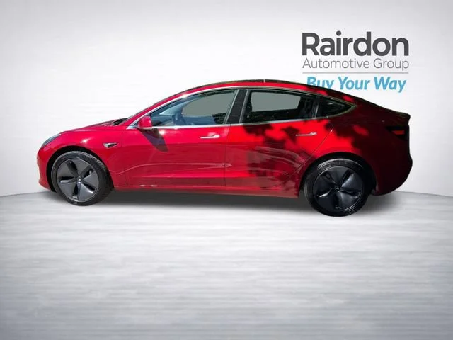 Used 2018 Red Metallic Tesla Long Range image 4