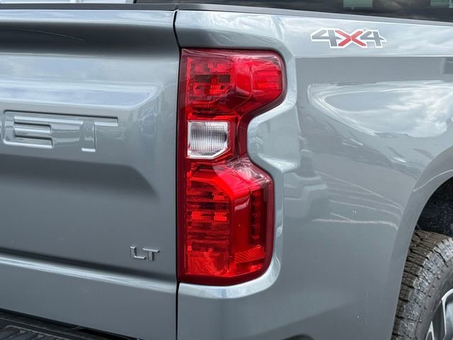 New 2026 Sterling Gray Metallic Chevrolet LT (2FL) image 5