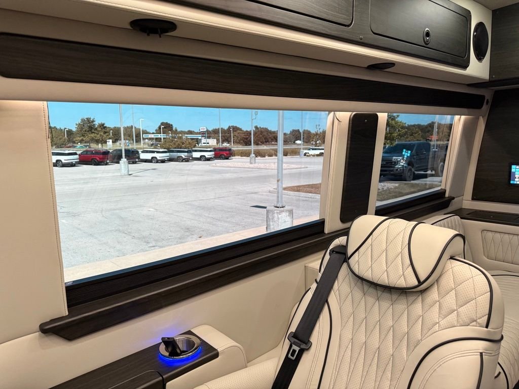 2024 Mercedes-Benz Sprinter Cargo Van Base - Photo 82