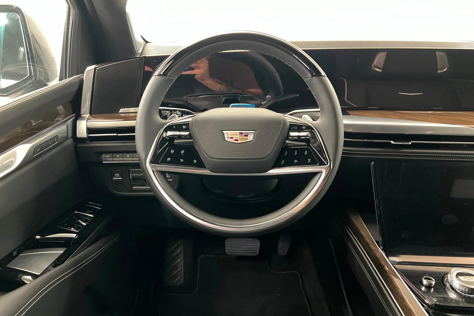 2026 Cadillac Escalade Platinum Sport - Photo 12