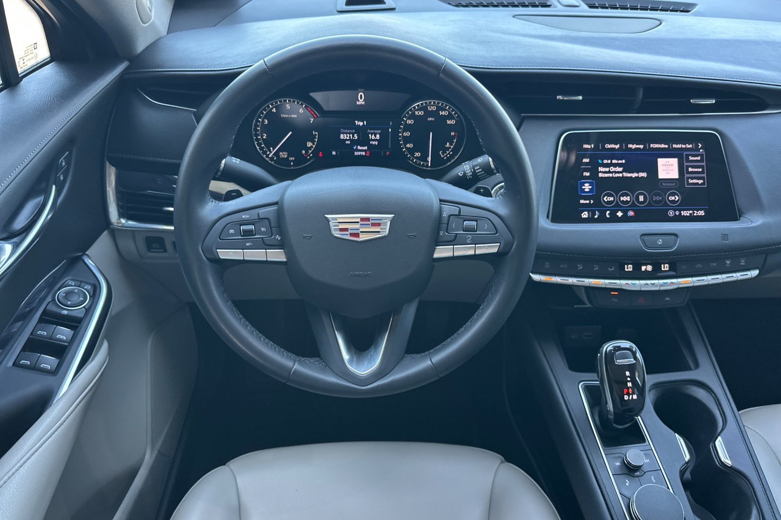 Used 2021 Stellar Black Metallic Cadillac FWD Luxury image 14