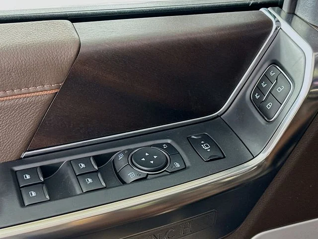 New 2026 Carbonized Gray Metallic Ford King Ranch image 18
