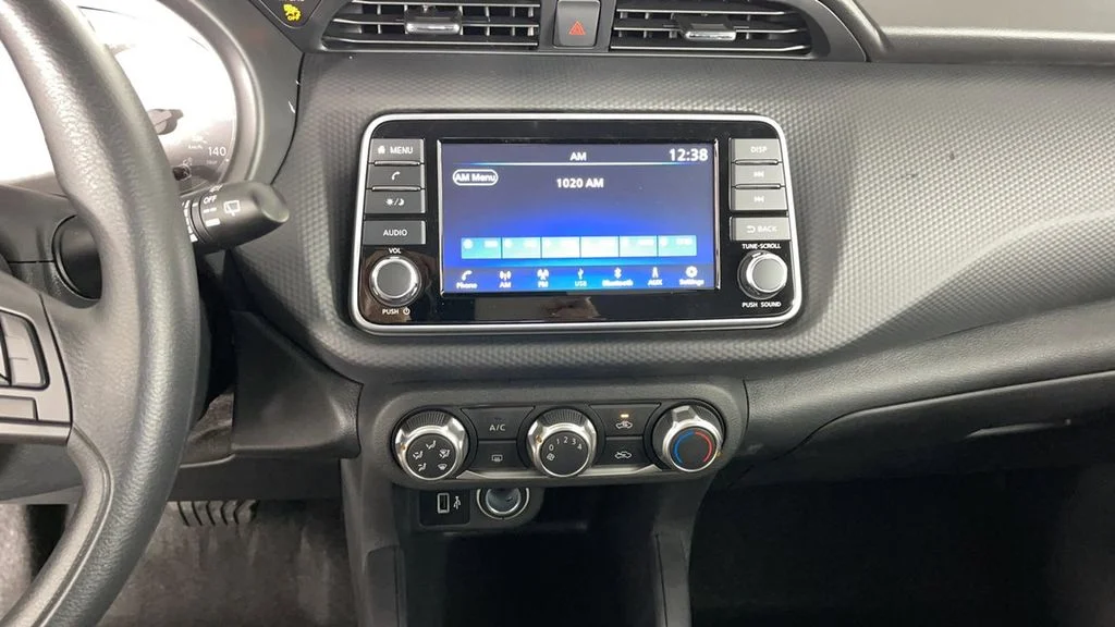 2025 Nissan KICKS PLAY Base - Photo 16