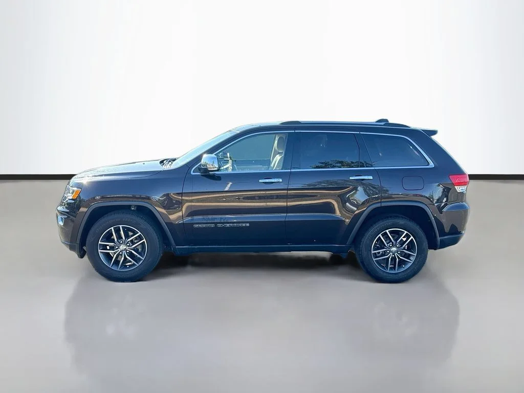 Used 2017 Brown Jeep Limited image 4