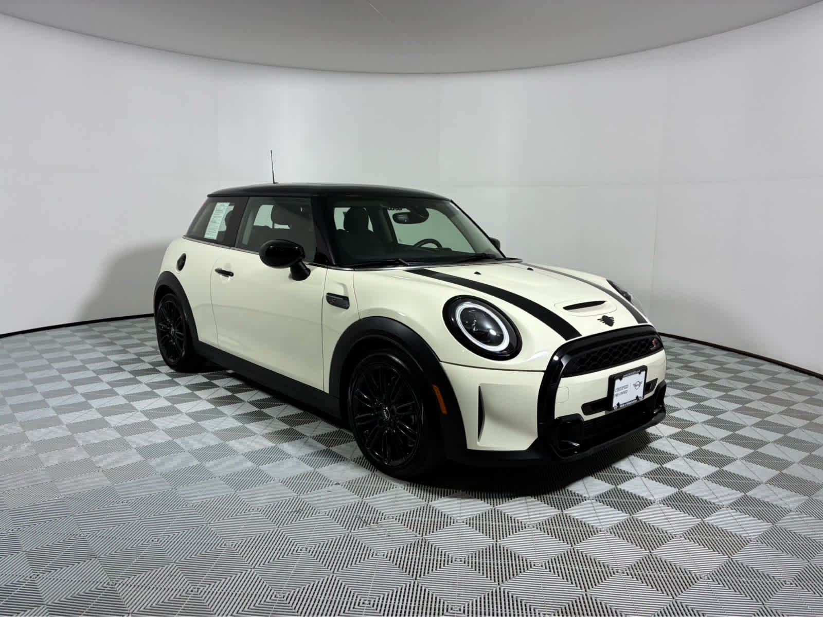 2023 MINI 3 Door S