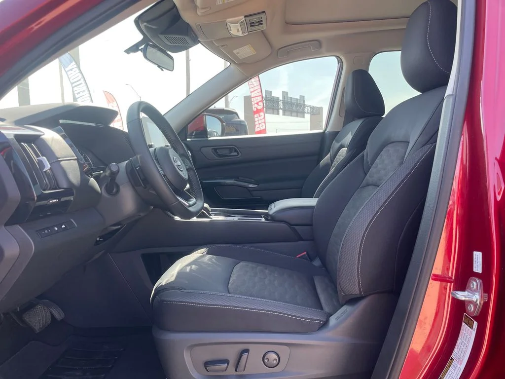 Used 2025 Red Nissan SV image 23