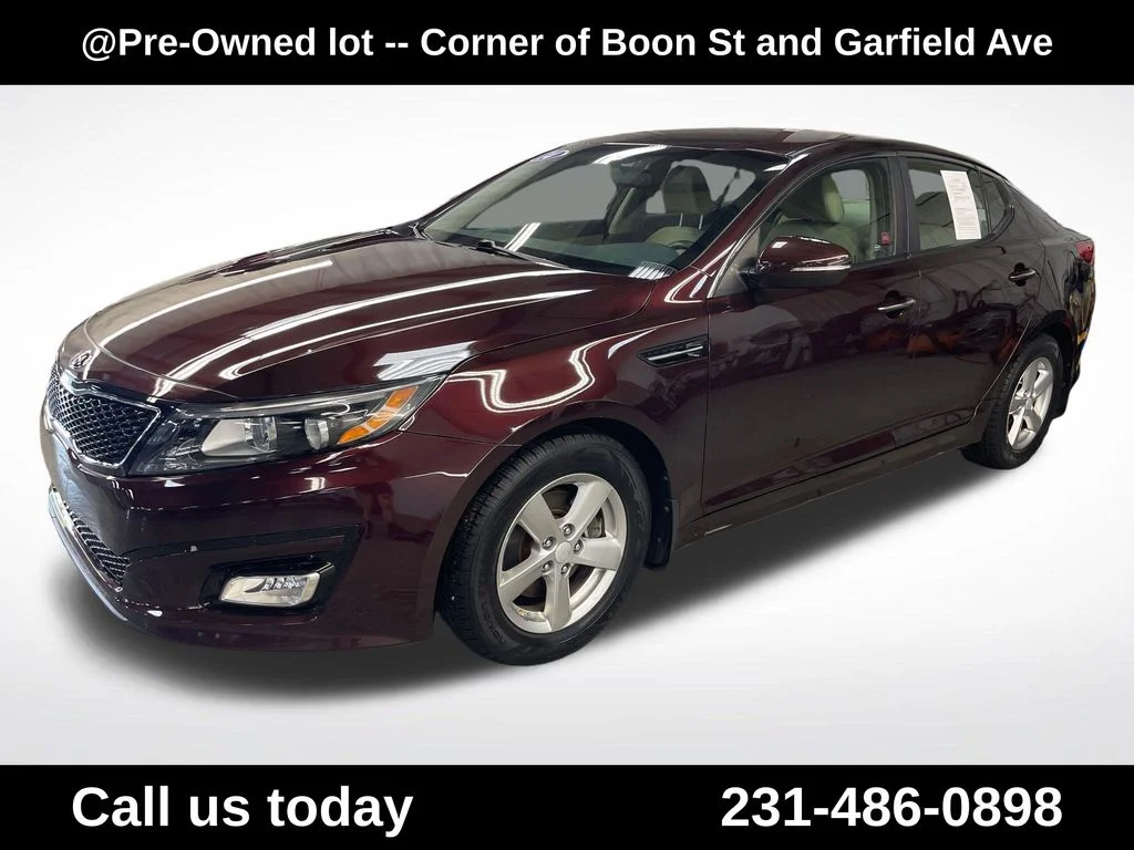 Used 2014 Red Kia LX image 1