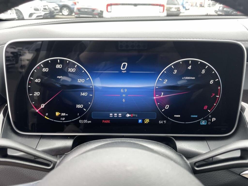 New 2026 MANUFAKTUR Alpine Grey Mercedes-Benz GLC 300 image 3