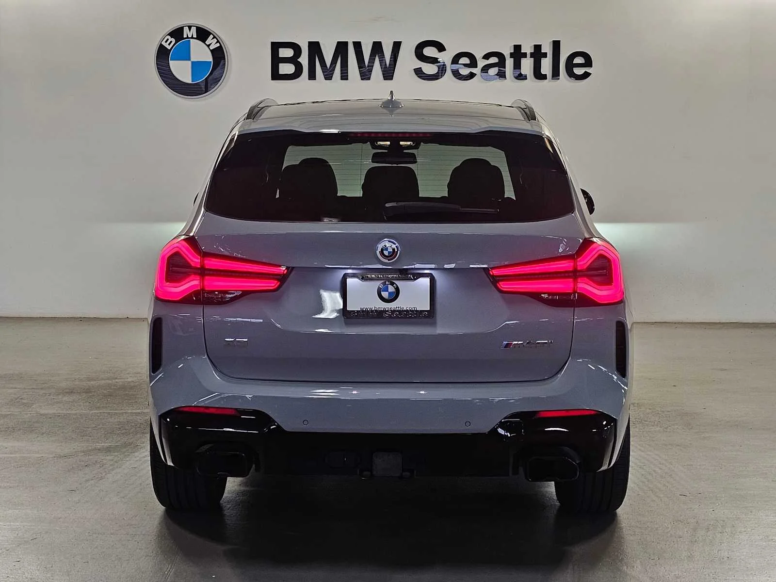 Used 2023 Brooklyn Grey Metallic BMW M40i image 5