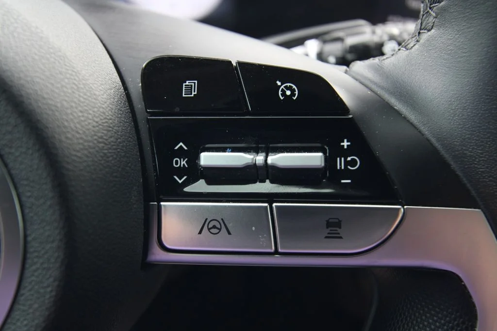 Used 2023 Silver Hyundai Limited image 22