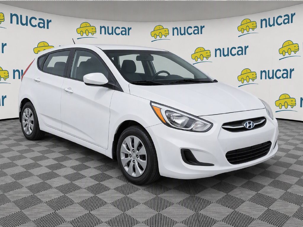 Used 2017 White Hyundai SE image 2