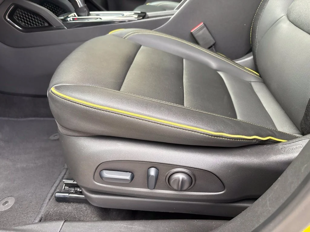 Used 2025 Yellow Chevrolet ACTIV image 12