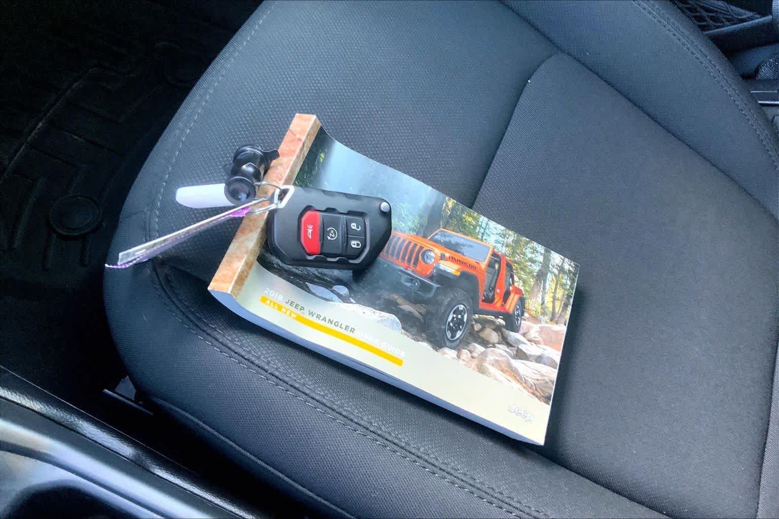 Used 2018 Sting-Gray Clearcoat Jeep Sport S image 12