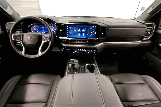 Used 2025 Black Chevrolet RST image 18
