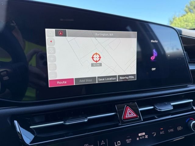 New 2026 Snow White Pearl Kia EX image 28