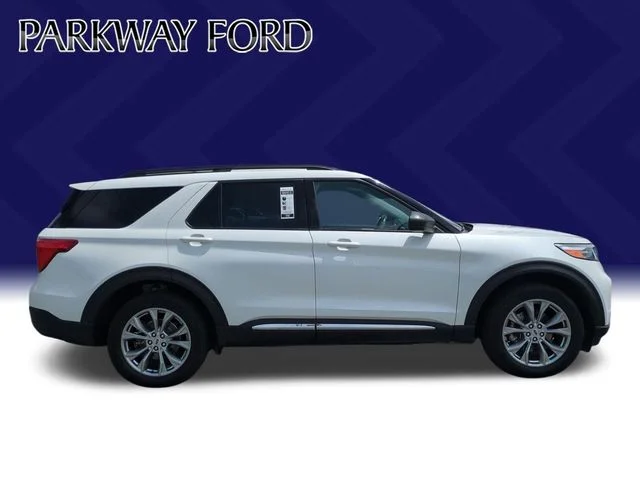 Used 2023 White Ford XLT image 6