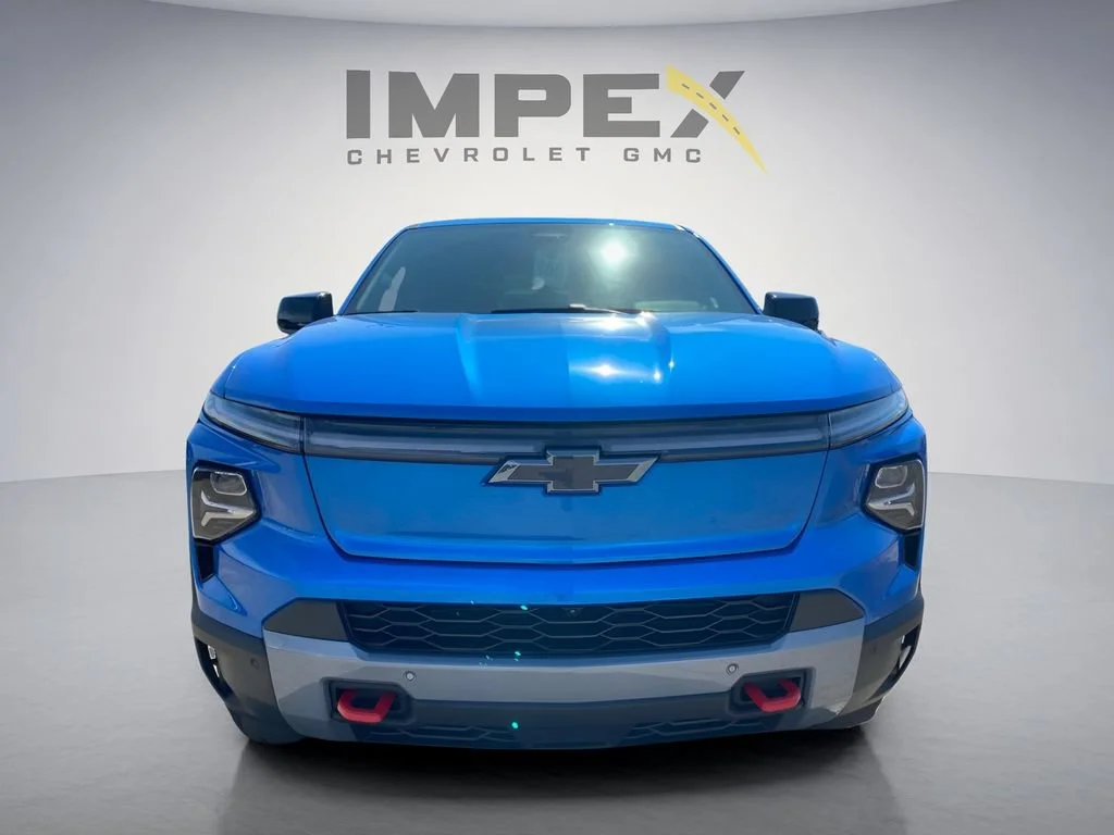 Used 2026 Riptide Blue Metallic Chevrolet Trail Boss - Max Range image 8