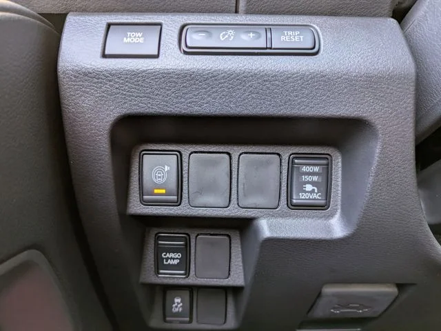 New 2026 Glacier White Nissan Crew Cab SV image 26