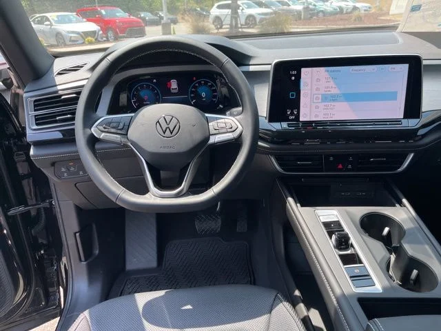 New 2026 Black Volkswagen 2.0T SE image 16