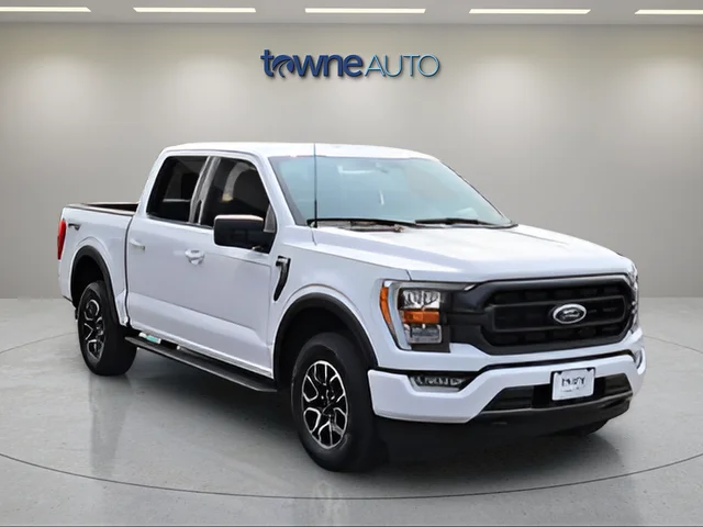 Used 2023 White Ford XLT image 8