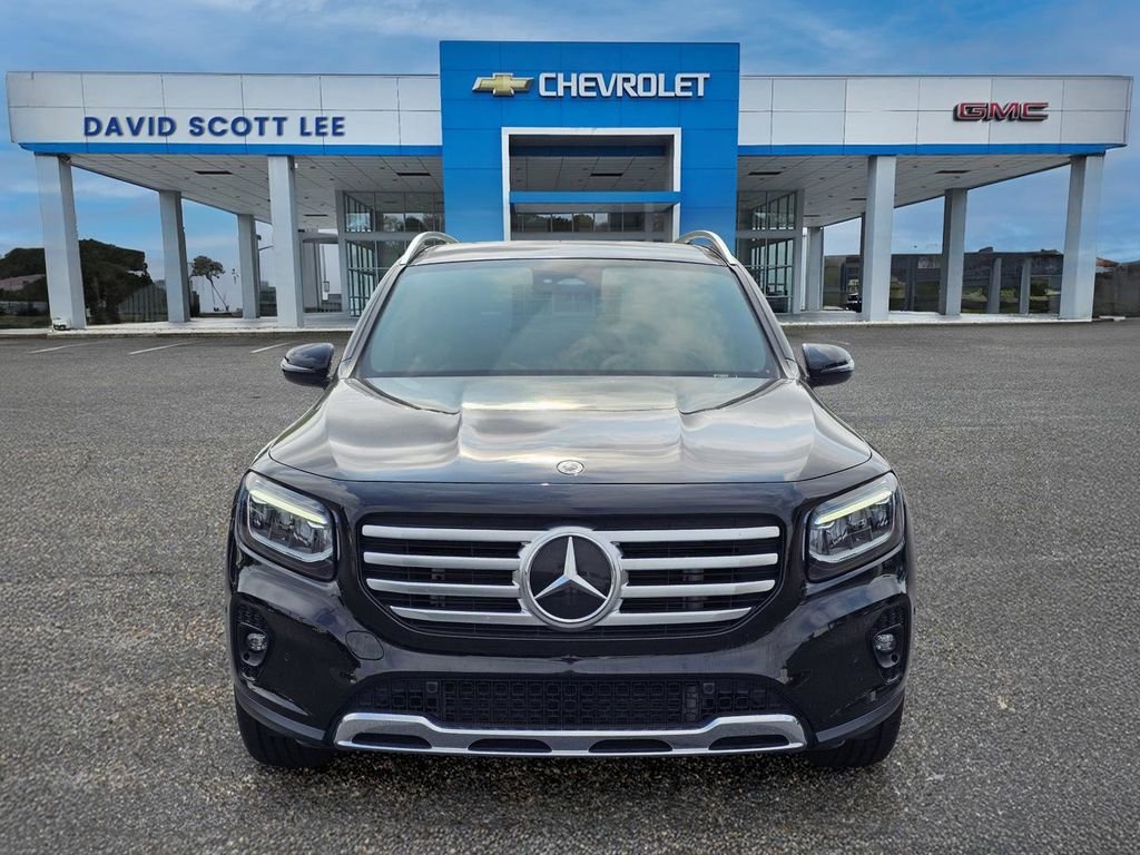 Used 2024  Mercedes-Benz GLB 250 image 2