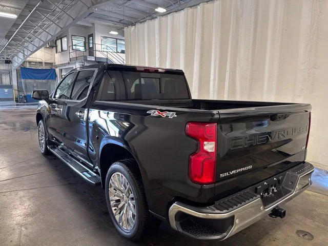 2026 Chevrolet Silverado 1500 LTZ - Photo 6