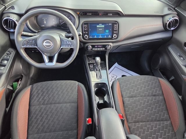 Used 2024 Gray Nissan SR image 9