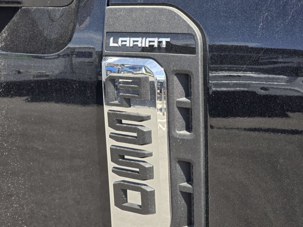 New 2026 Agate Black Metallic Ford LARIAT image 28