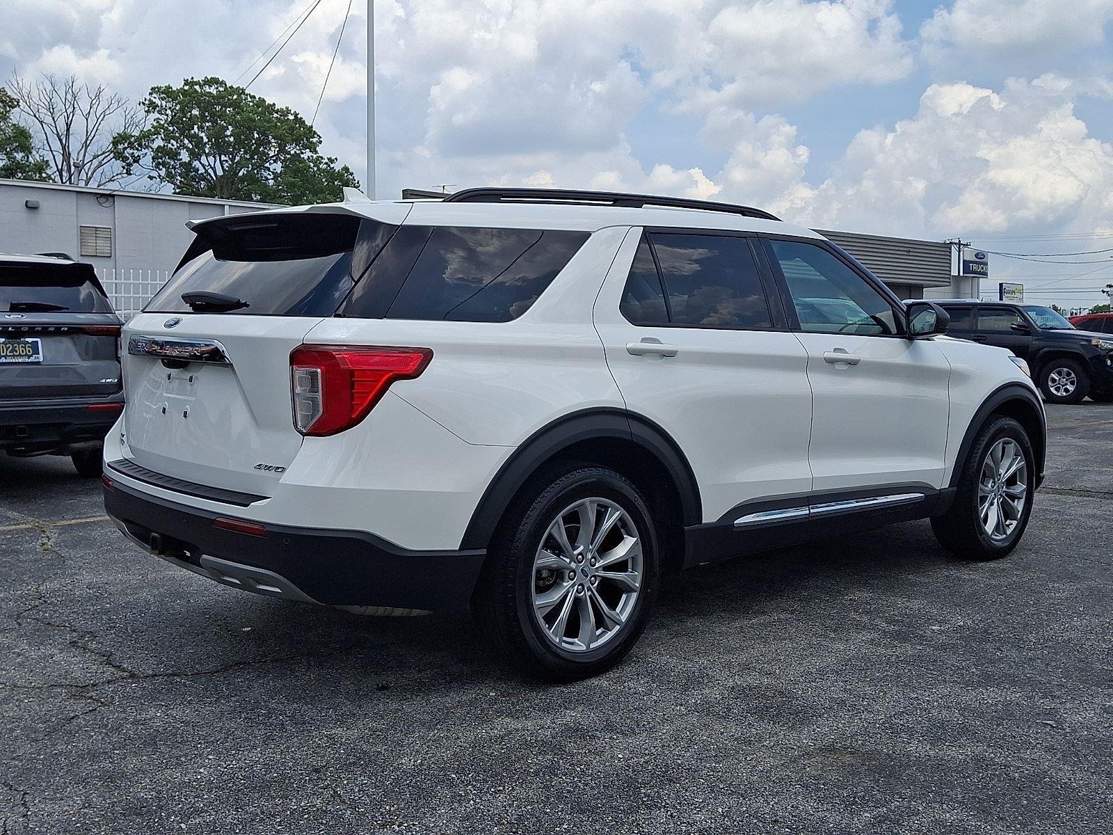 Certified Used 2023 Star White Ford XLT image 6