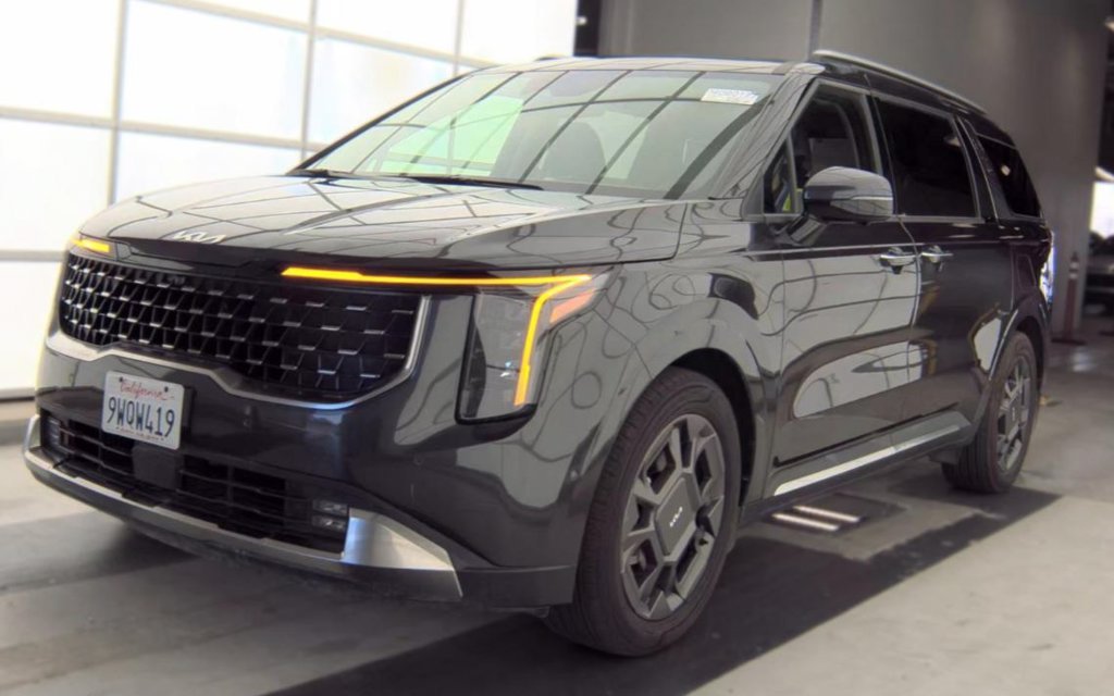 2026 Kia Carnival SX