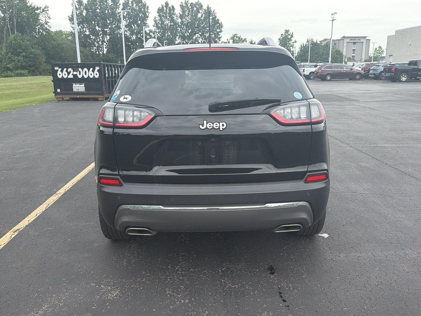Used 2020 Diamond Black Crystal Pearlcoat Jeep Limited image 7