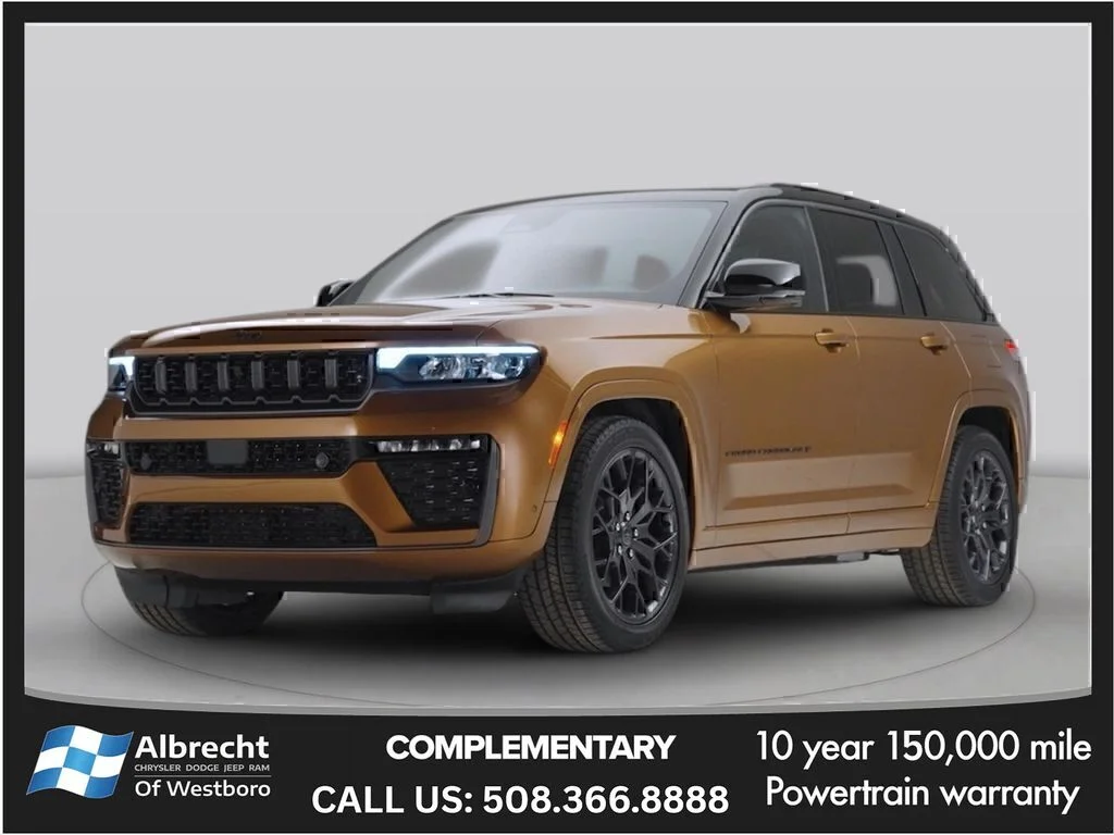 New 2026 Bright White Clear-Coat Exterior Paint Jeep Laredo X image 1