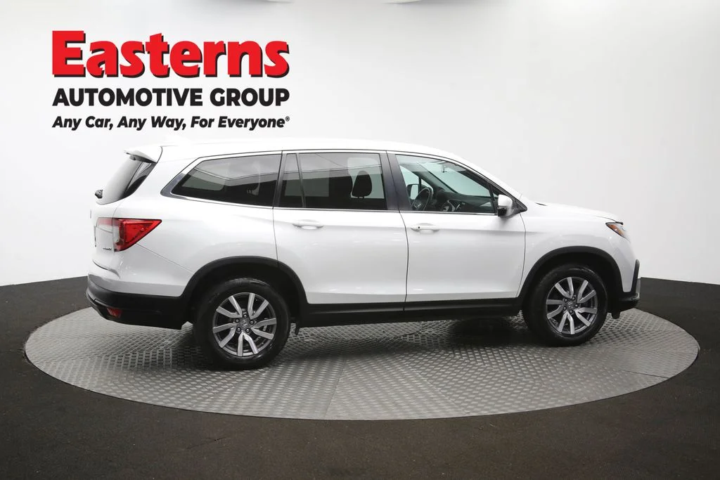 Used 2021 White Honda EX image 43