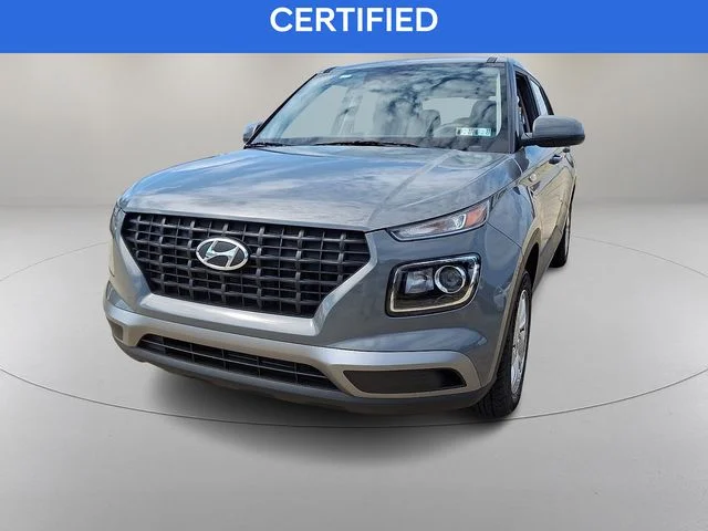 Used 2023 Gray Hyundai SE image 4