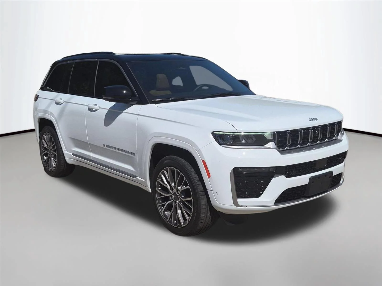 Used 2026 Bright White Clearcoat Jeep Summit image 6