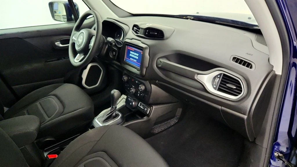 Used 2020 Jetset Blue Clearcoat Jeep Latitude 4x4 with Remote Start image 23
