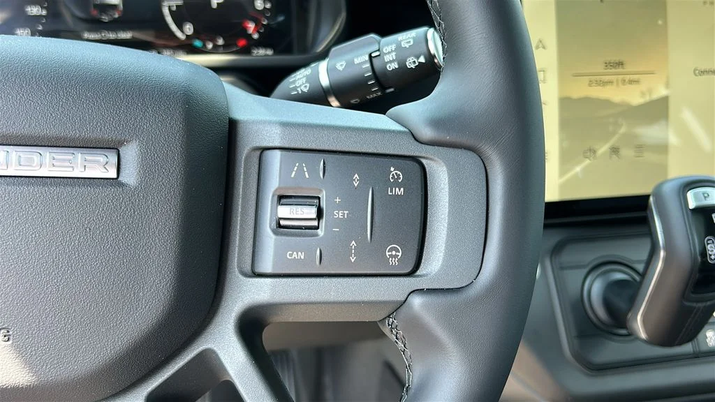 New 2026 Borasco Grey LAND ROVER X-Dynamic SE image 14