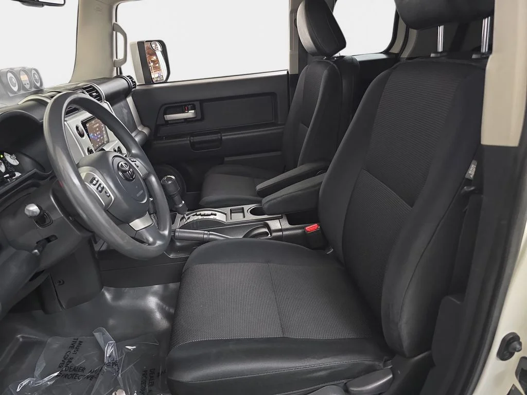 Used 2012 Iceberg Toyota Base image 17