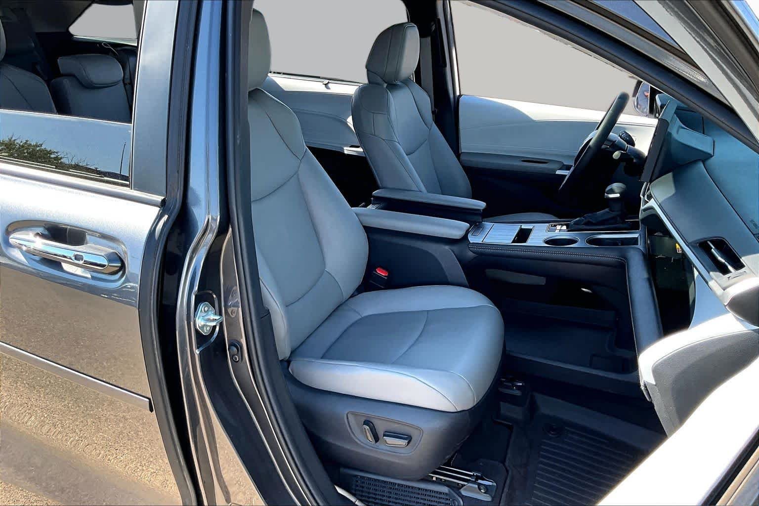 Used 2025 Magnetic Gray Metallic Toyota XLE image 9