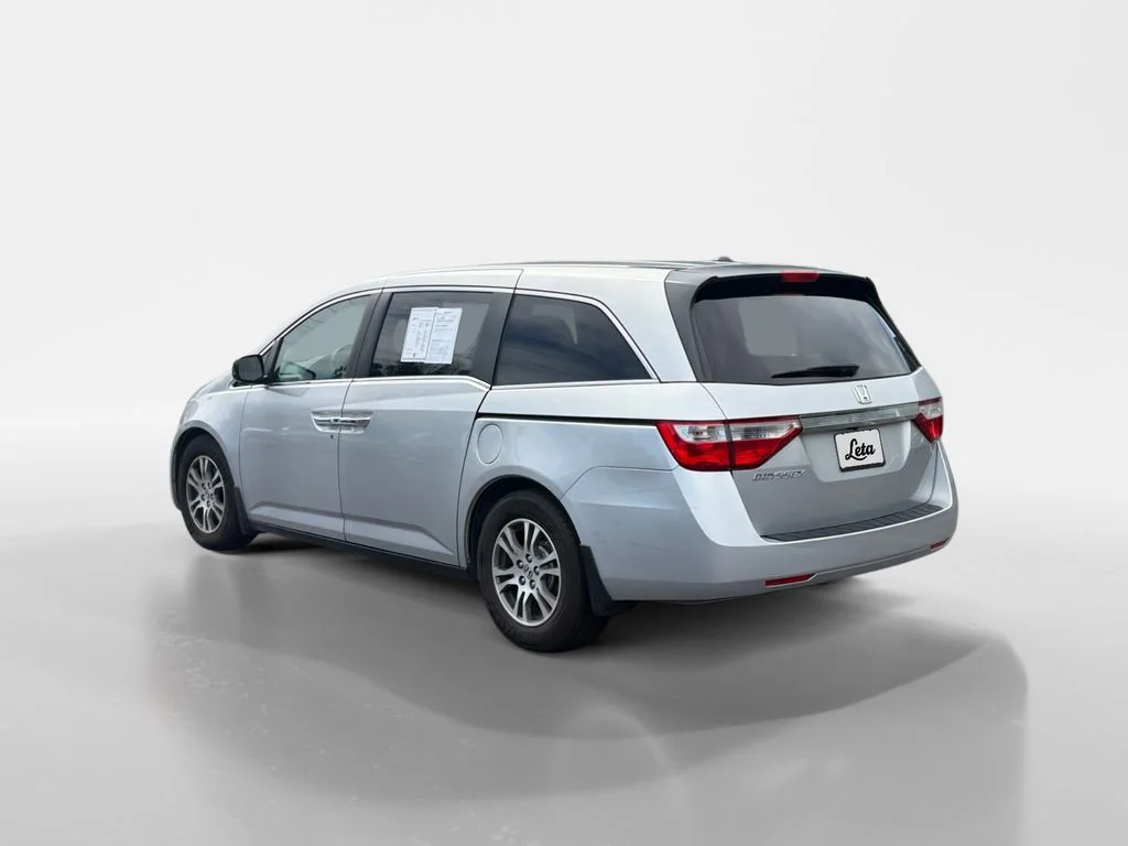 Used 2026 Ruby Flare Pearl Toyota XSE image 6