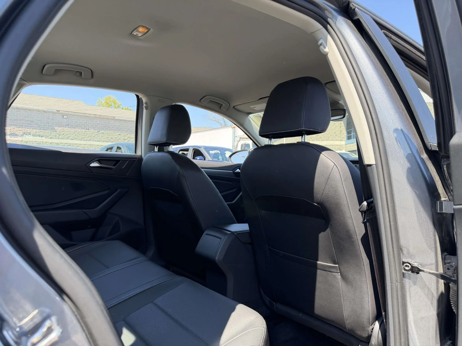 2024 Volkswagen Jetta SE - Photo 15