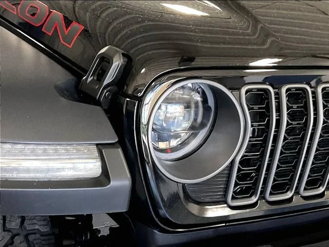 Used 2026 Black Clearcoat Jeep Rubicon image 31